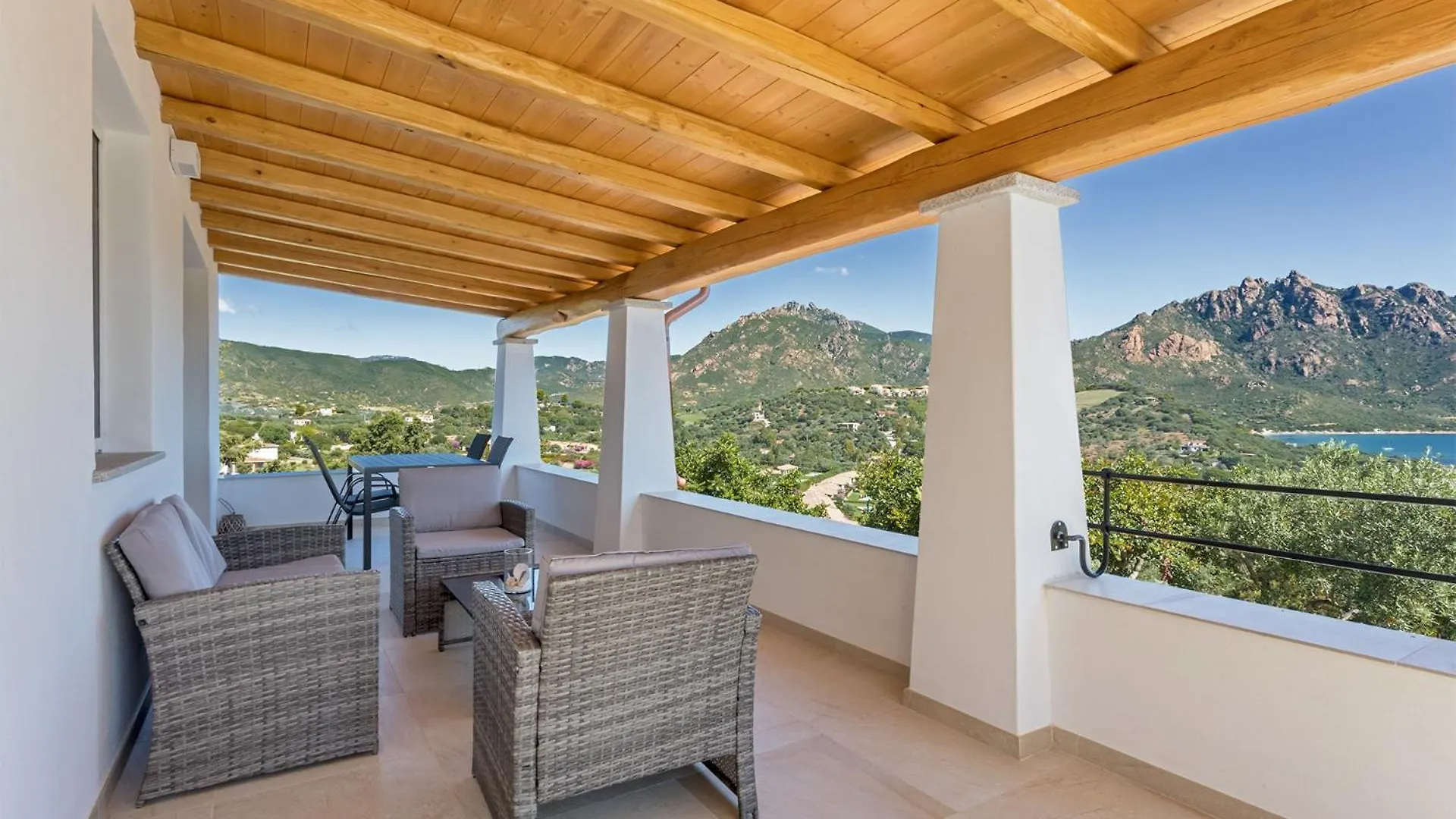 Feriehus Villa Bellavista Tertenìa
